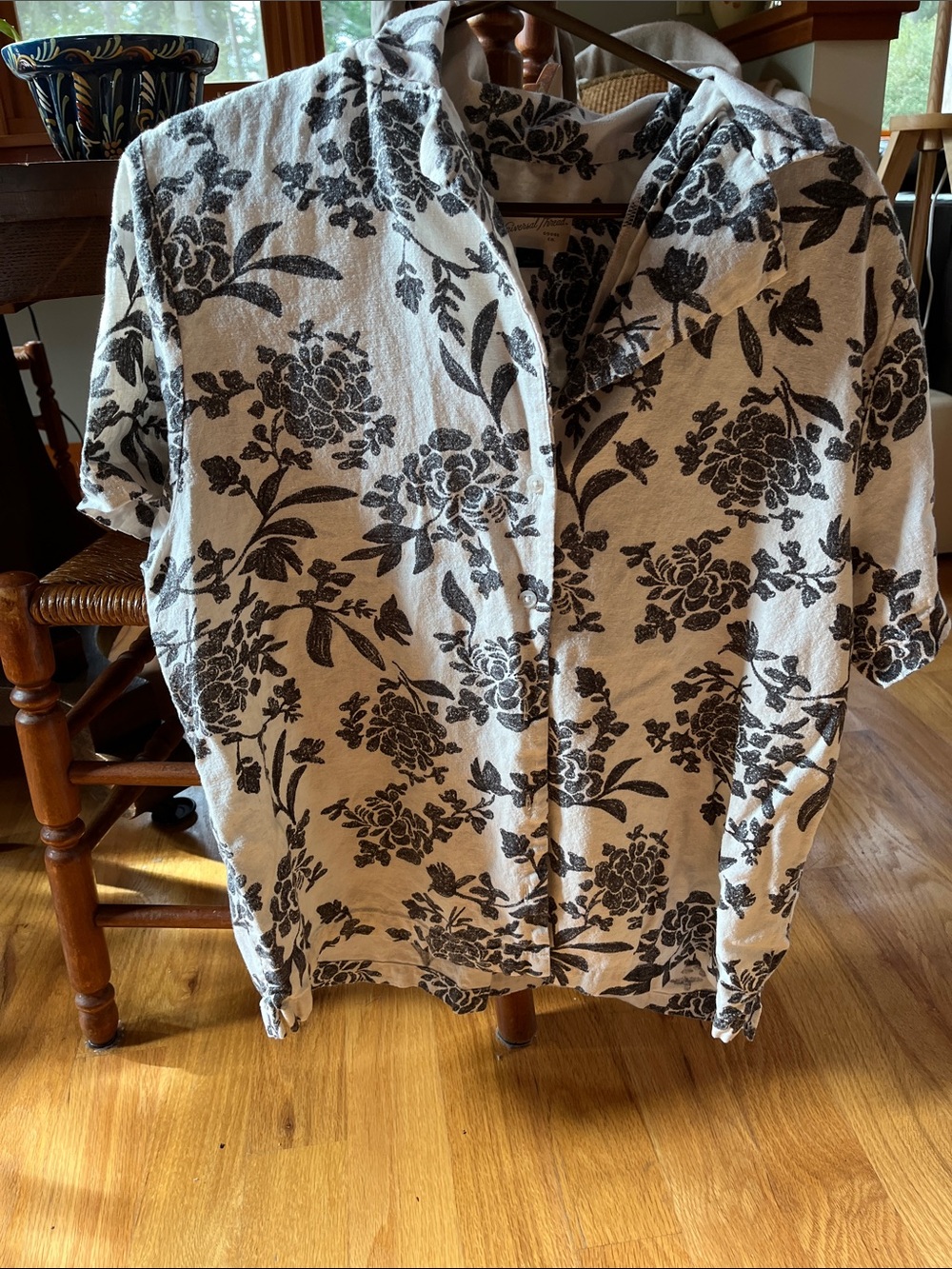 Universal Thread White Shirt with Black Floral Print